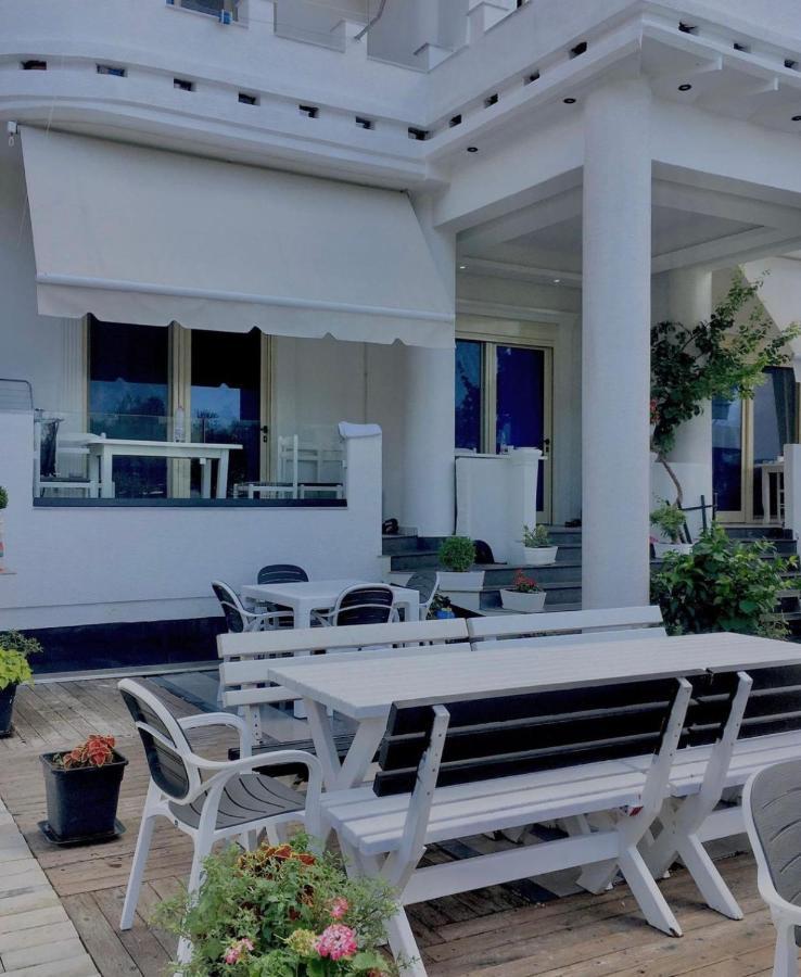 Hotel Kristal ボルシュ エクステリア 写真